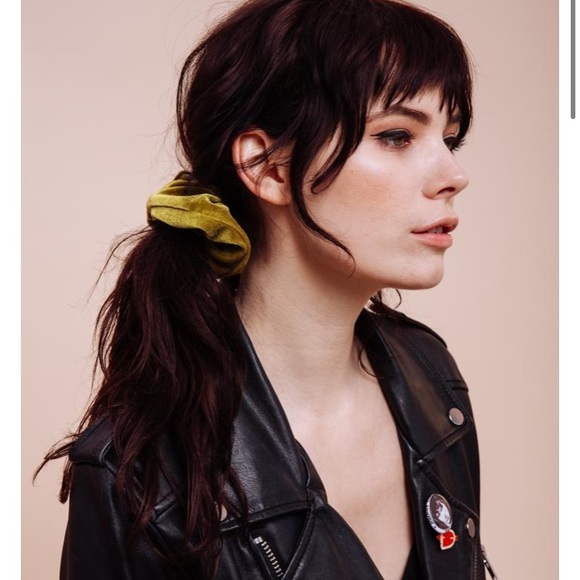 I’m with the Band The Baez Velvet Scrunchie - Picture 4 of 6
